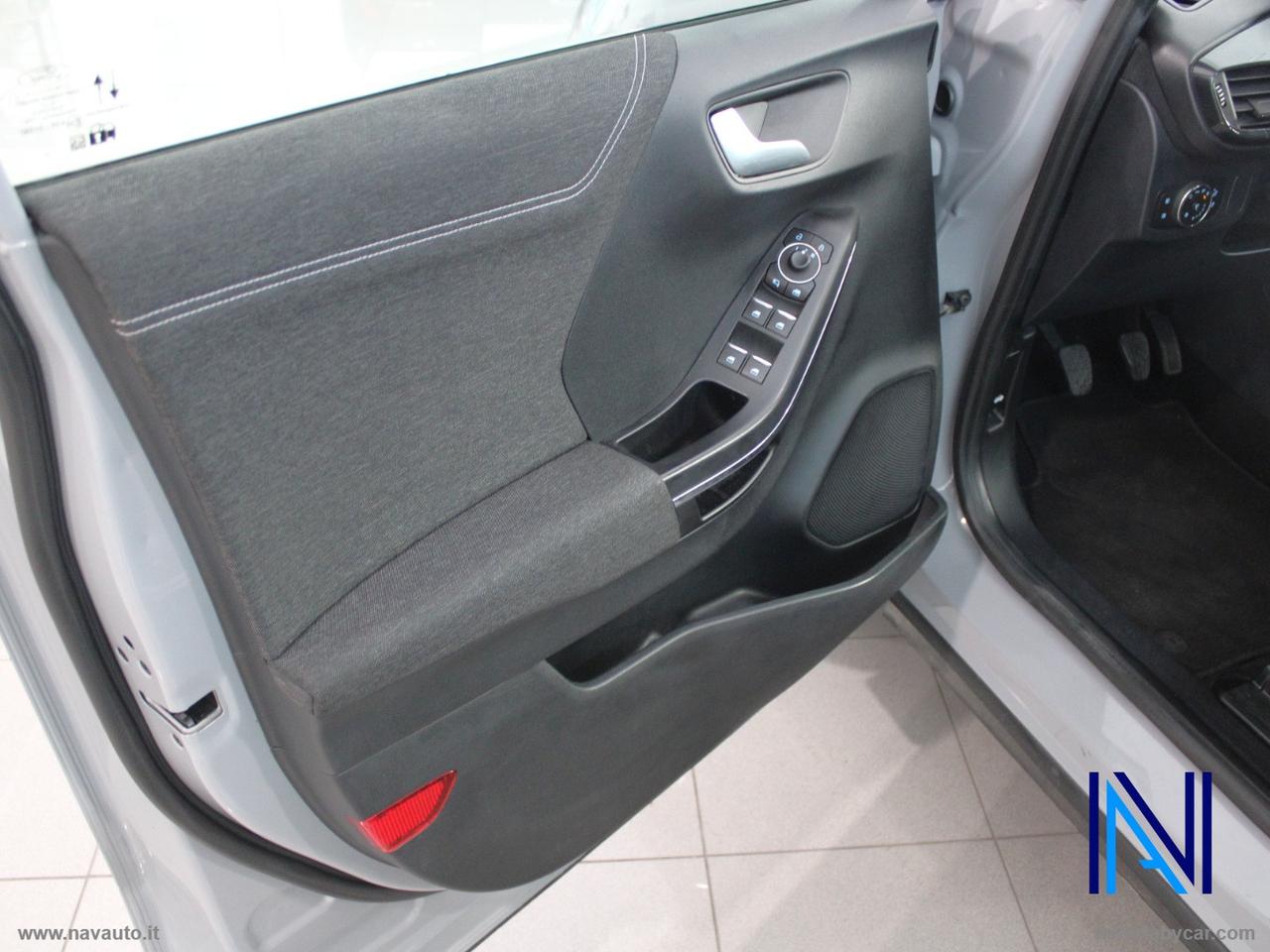 FORD Puma 1.0 EcoBoost Hyb. 125 S&S Tit. Des.