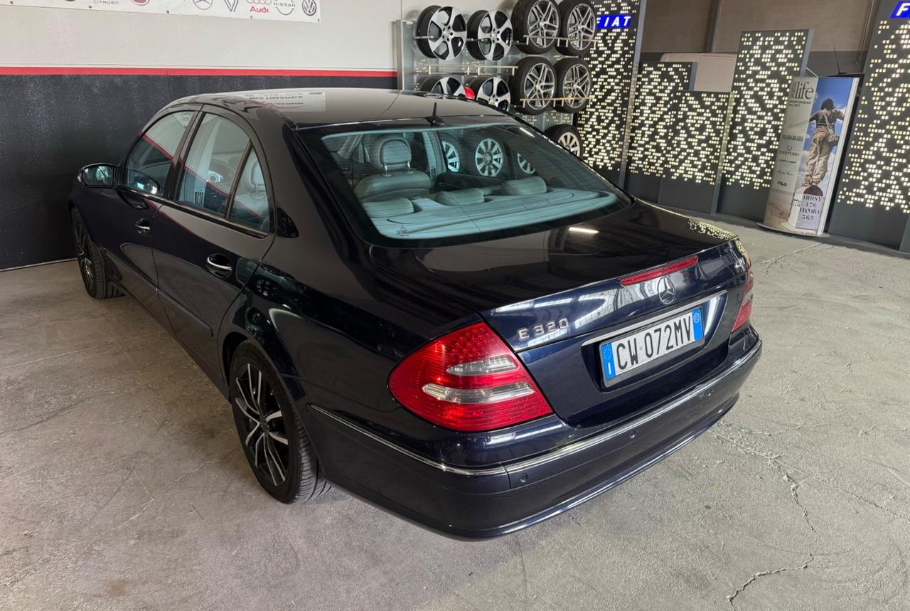 Mercedes-benz E 320 CDI V6 Automatica Avantgarde