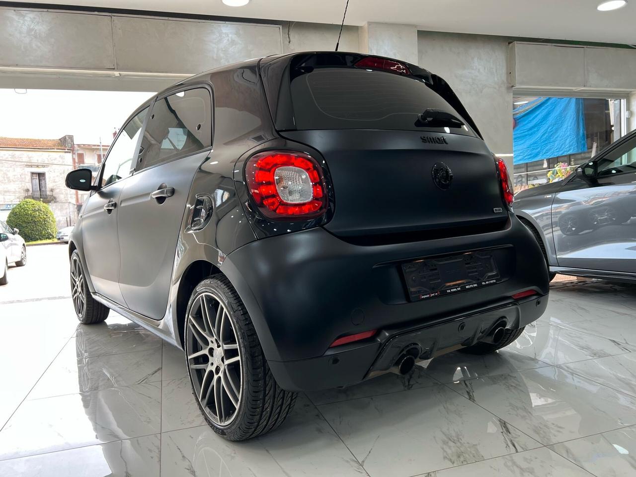 NUOVA SMART FORFOUR BRABUS EXCLUSIVE CABRIO EDITION 0.9 BENZ 109CV TWINAMIC