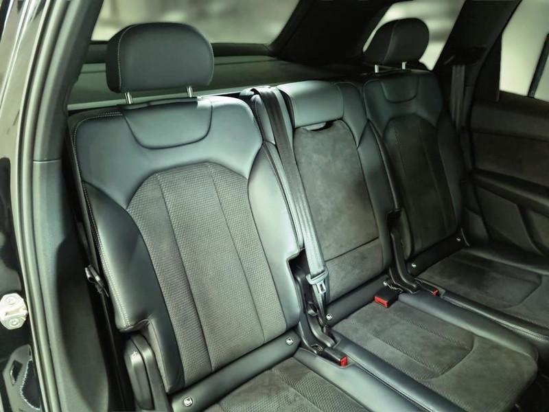 AUDI Q7 3.0 50 TDI MHEV quattro tiptronic Business