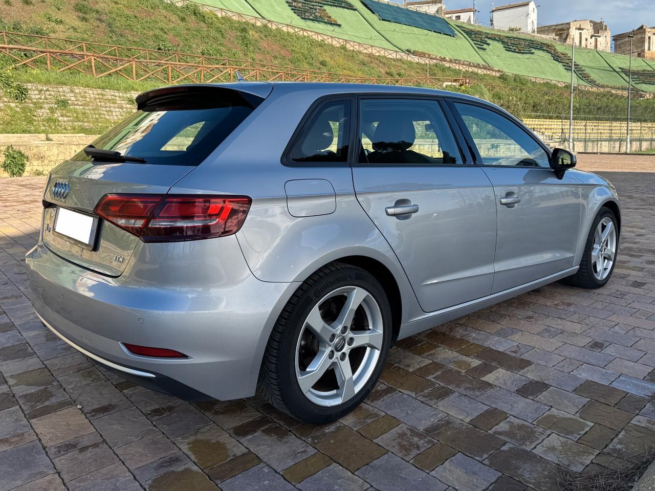 Audi A3 SPB 1.6 TDI S tronic Sport