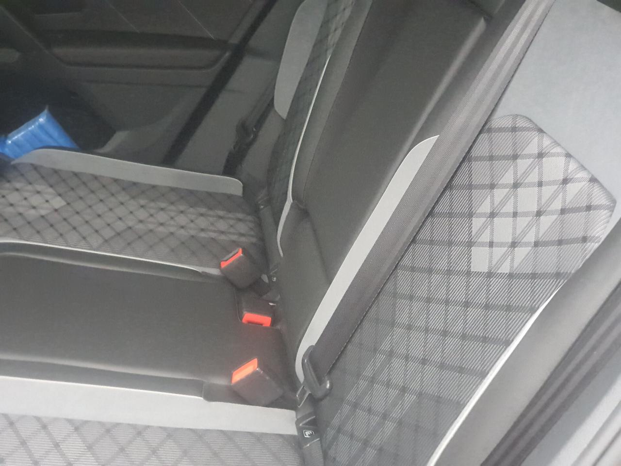 Volkswagen Tiguan 2.0 TDI 150 CV SCR DSG 4MOTION R-Line