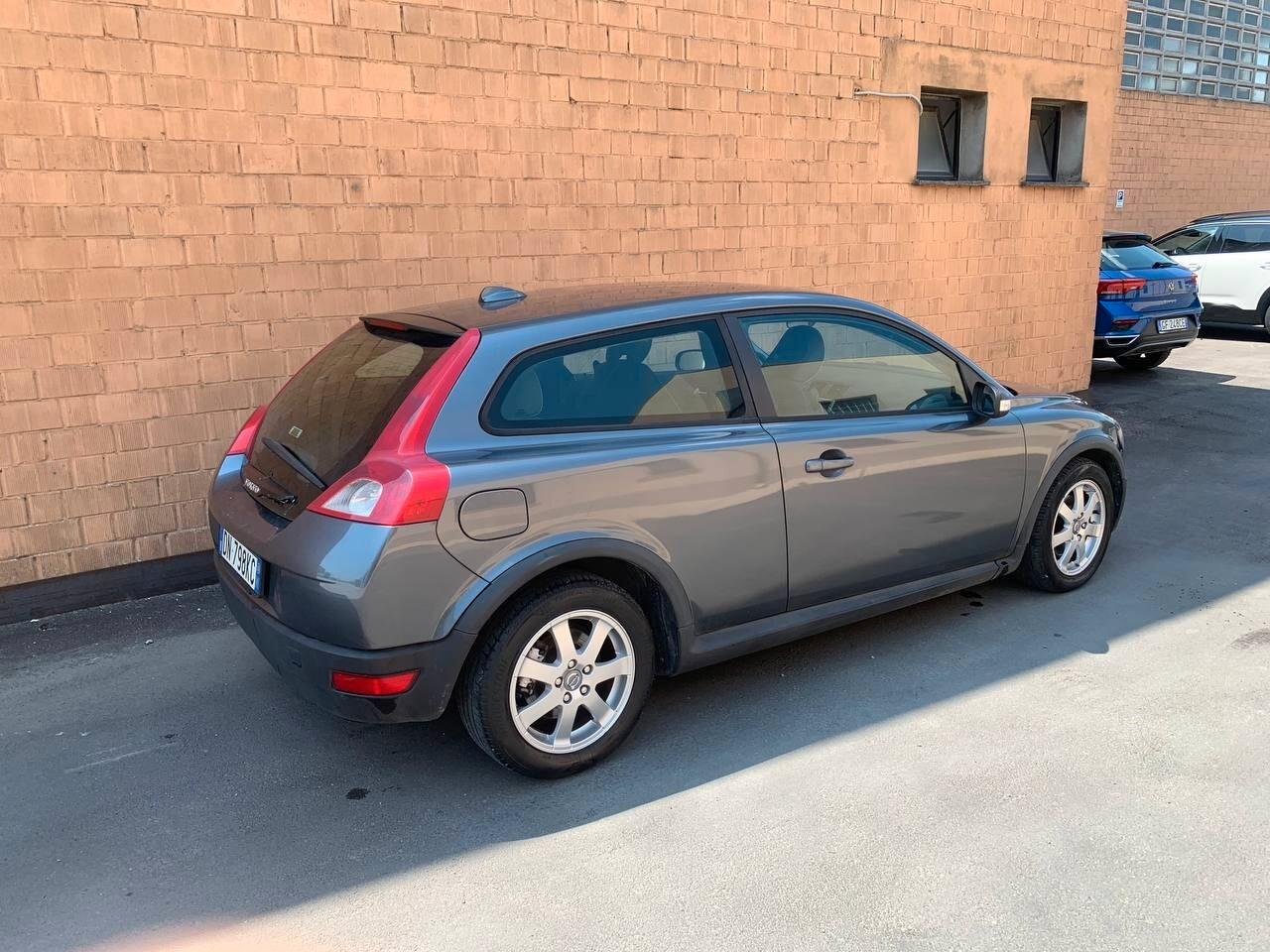 Volvo C30 1.6 Momentum