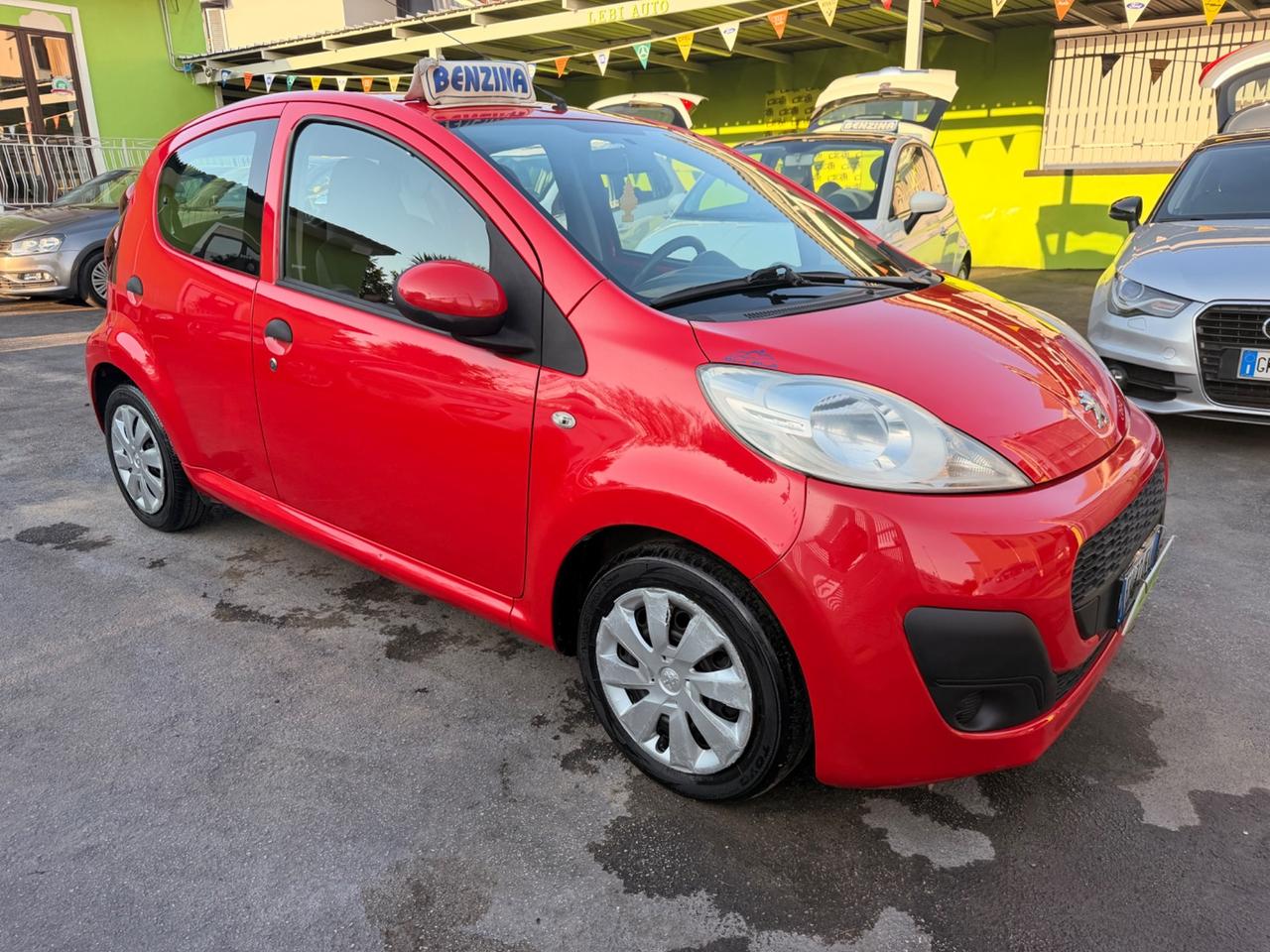 Peugeot 107 1.0 68CV 5p. SUPERGA 2014