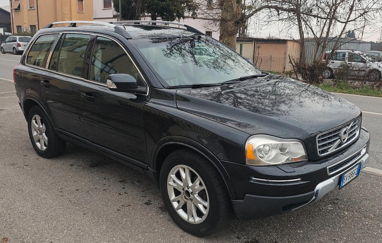 Volvo XC90 D5 AWD Geartronic Executive 7 POSTI