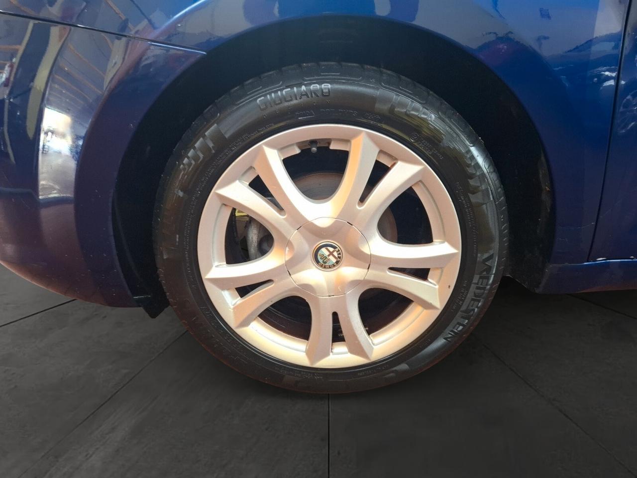 Alfa Romeo MiTo 1.4 78 CV Distinctive Premium Pack