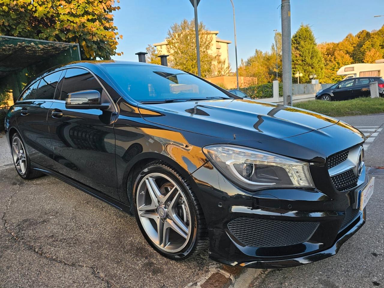 Mercedes-benz CLA 200d 136cv Shooting Brake Premium*AMG*
