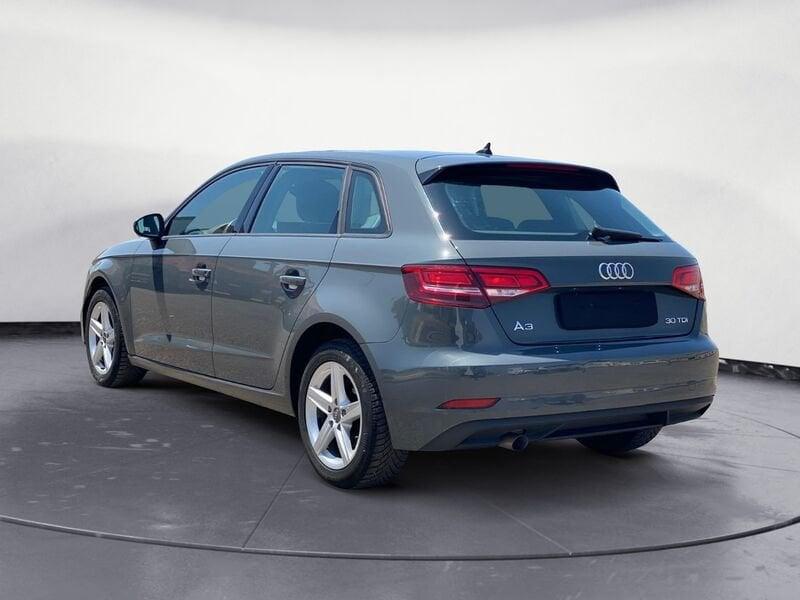 Audi A3 III 2016 Sportback Sportback 30 1.6 tdi Business 116cv s-tronic my19