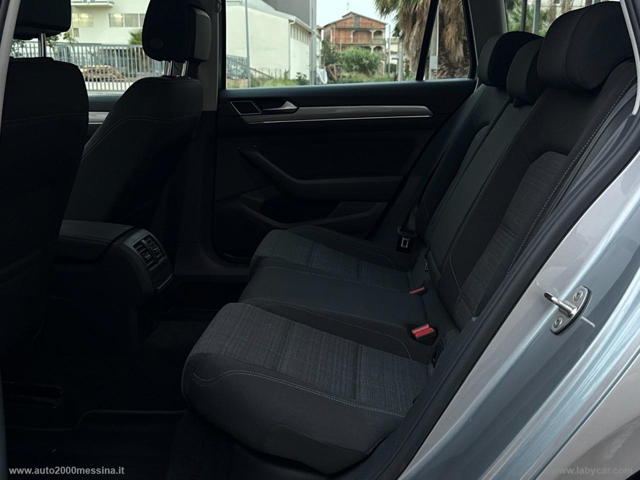 VOLKSWAGEN Passat Var. 2.0 TDI 122 CV EVO DSG Bus.