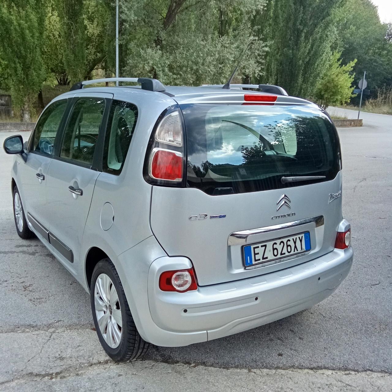 Citroen C3 Picasso 100 Exclusive E6 016
