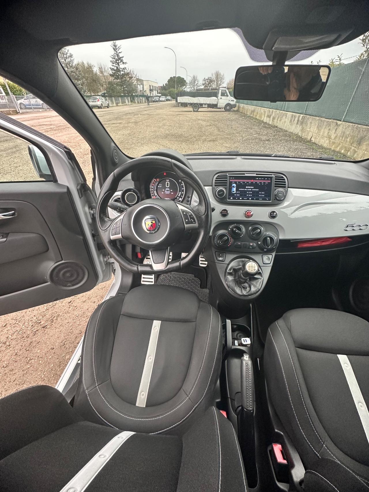 Abarth 595 1.4 Turbo T-Jet 140 CV