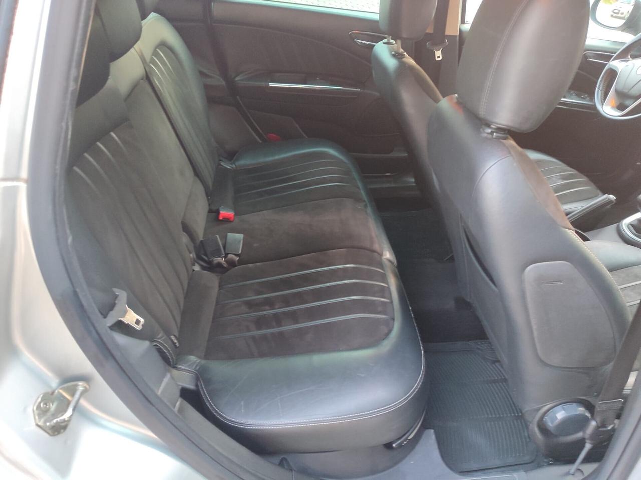 Lancia Delta 1.6 MJT DPF 2011!!