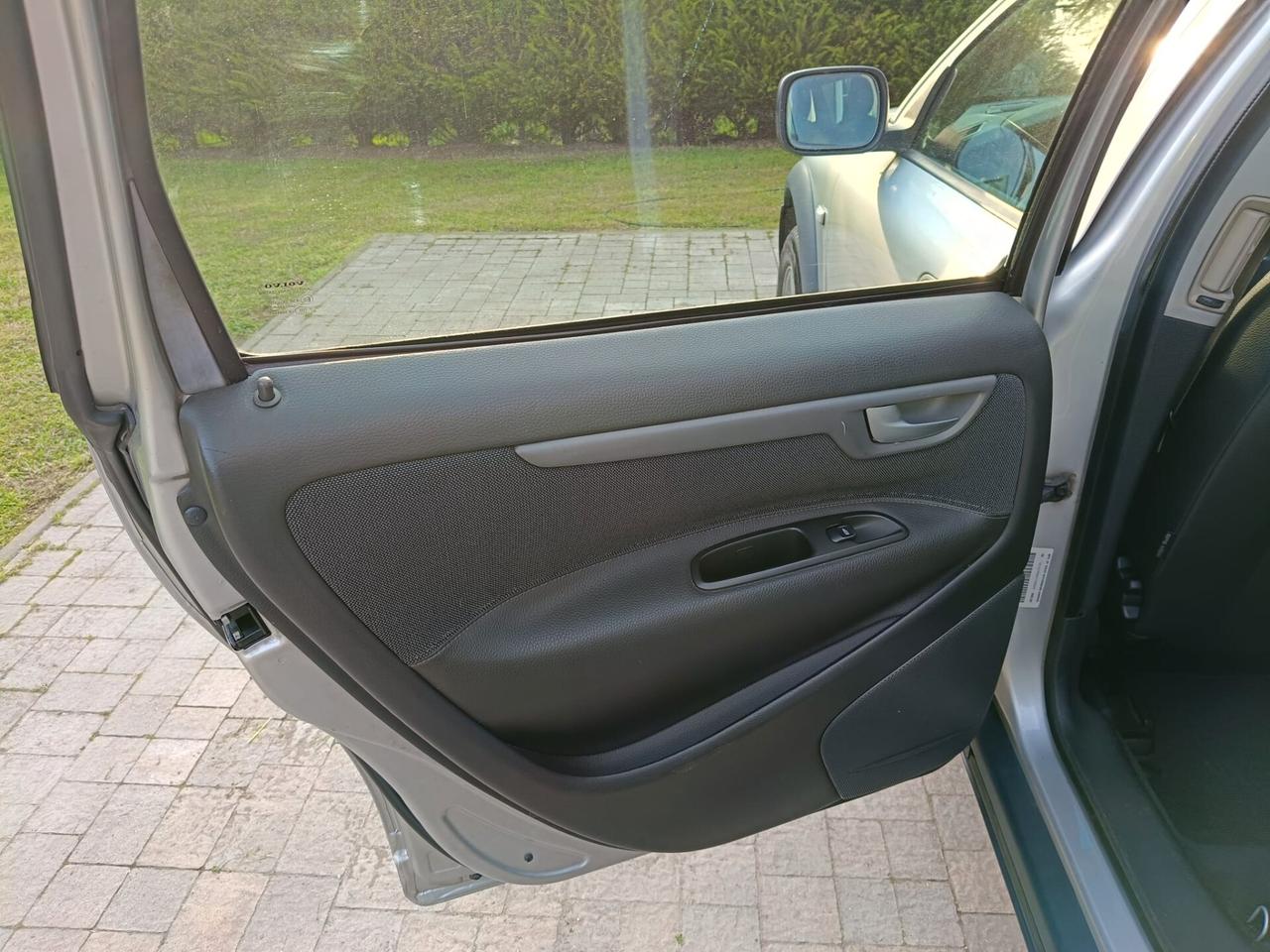 Volvo XC70 2.4 D 20V (163CV) MANUALE