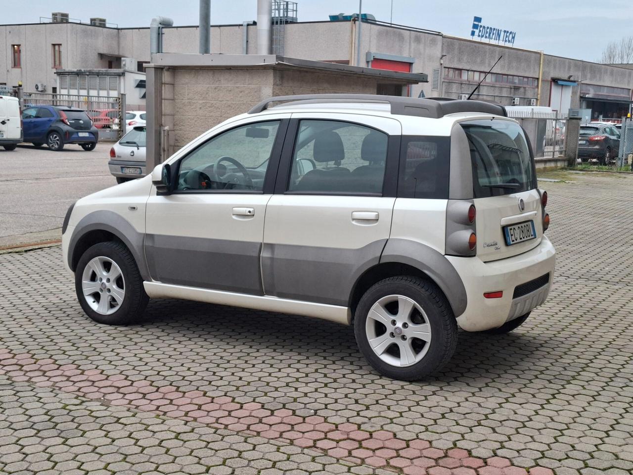 Fiat Panda 1.3 MJT 16v Cross *4X4*