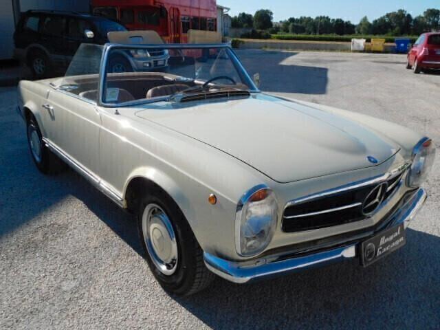 Mercedes sl 230 w113 pagoda da concorso - 1967