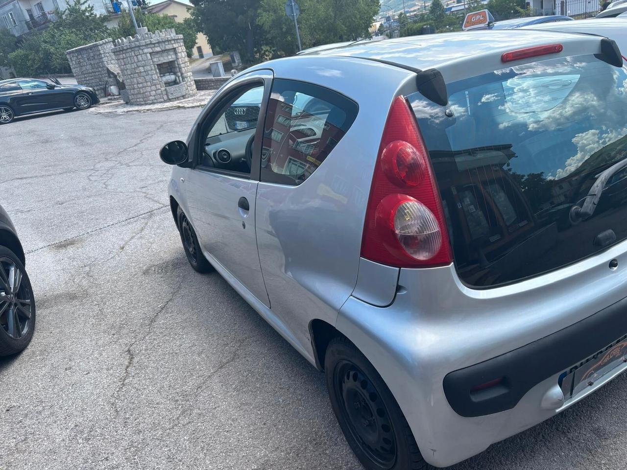 Peugeot 107 1.0 68CV 3p. Desir