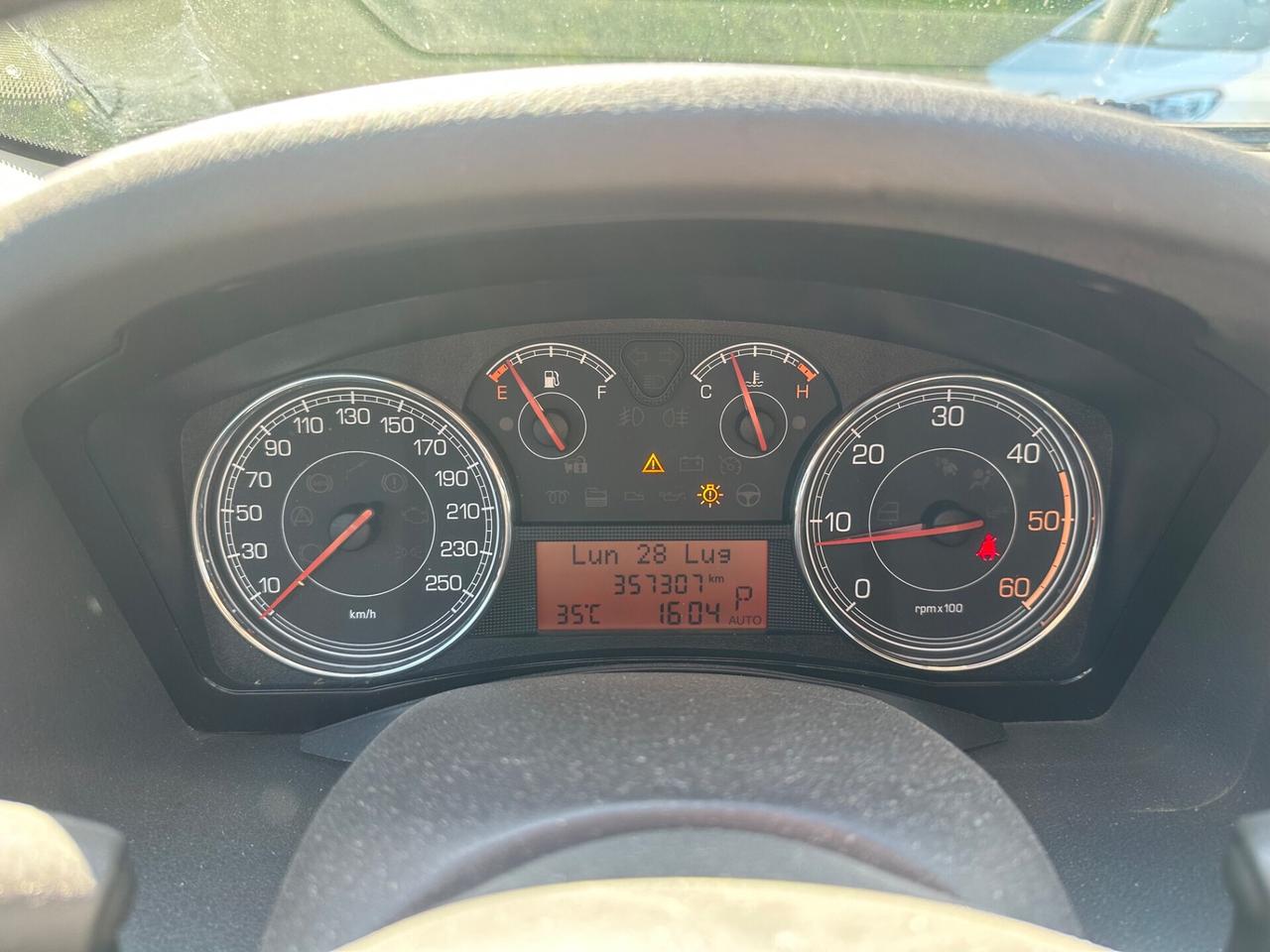 Fiat Croma 1.9 Multijet aut. Must
