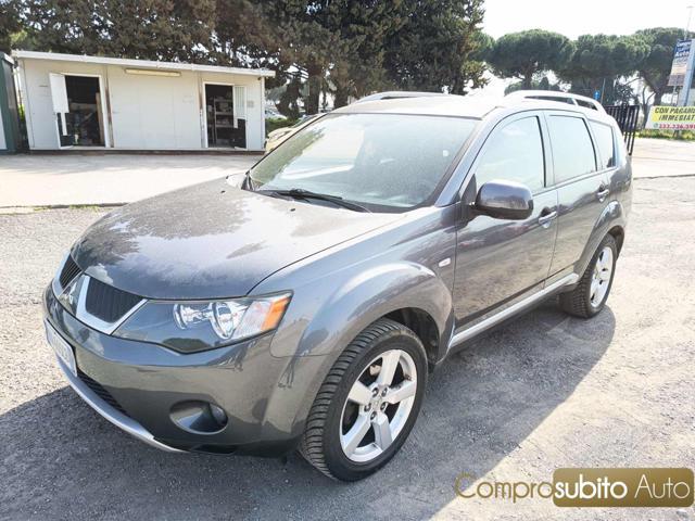 MITSUBISHI Outlander 2.0 DI-D Instyle 7 p.ti DPF