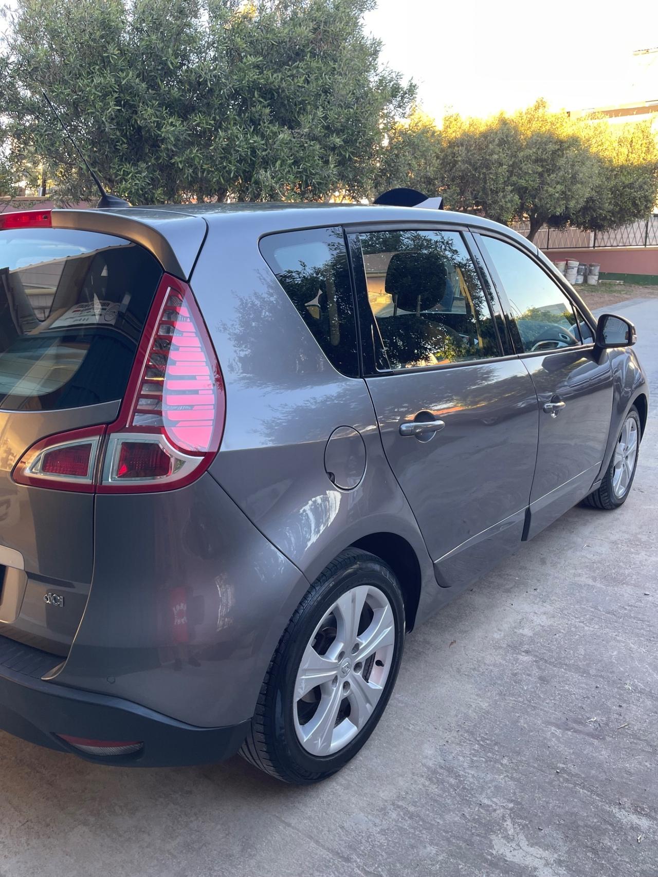Renault Scenic Scénic 1.5 dCi 110CV Dynamique