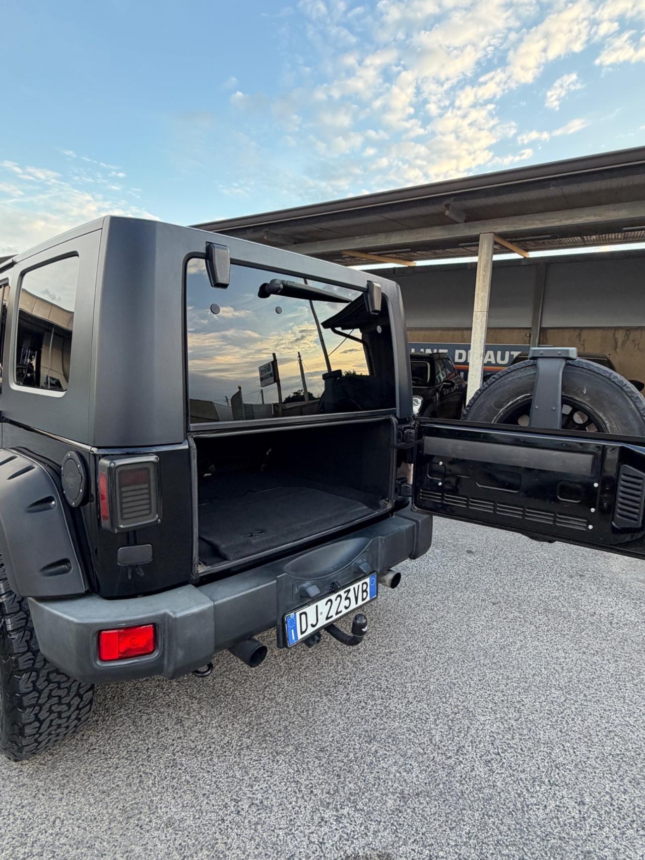 Jeep Wrangler Unlimited 2.8 CRD DPF Rubicon Auto