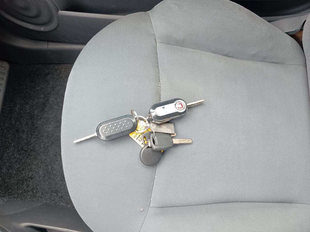 Fiat 500 1.2 AUTOMATICA 2011 SOLO 124.000 KM