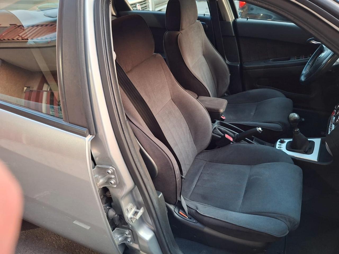 Alfa Romeo 156 1.9 JTD 16V Exclusive