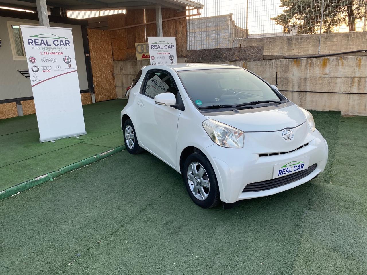 Toyota iQ Clima Benzina Neopatentati