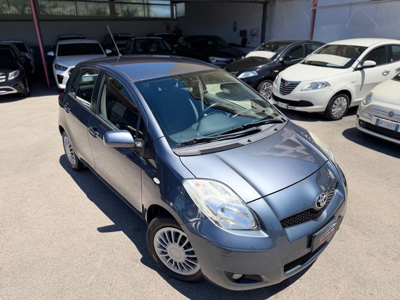 Toyota Yaris 1.3 5 porte Sol X NEOPATENTATI