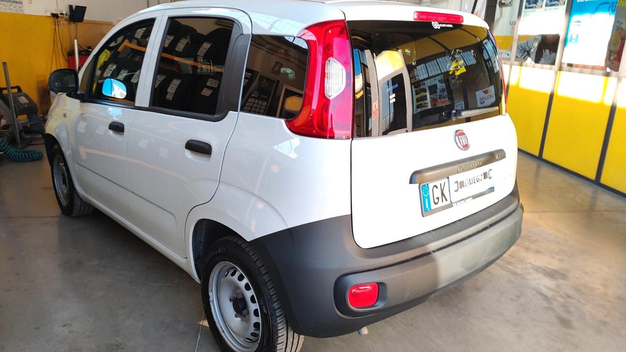 Fiat Panda Hybrid Van 2 posti IVA ESPOSTA