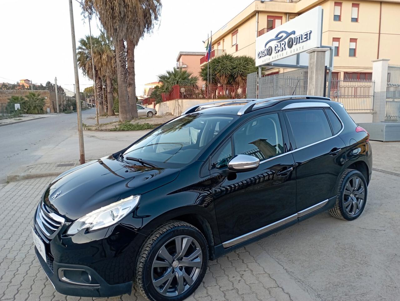 Peugeot 2008 BlueHDi 100 Allure Navi R17