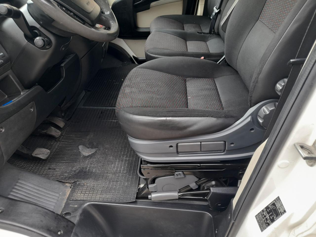 PEUGEOT BOXER 2.0 GASOLIO 130 CV CON FRIGO E ATP ANNO 2017