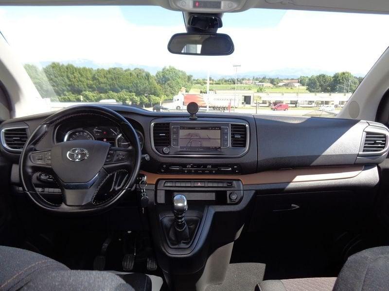 Toyota Proace Verso 1.5D L0 D Executive