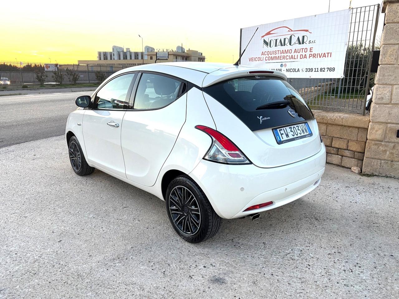 Lancia Ypsilon 1.2 69 CV 5 porte GPL Ecochic Gold