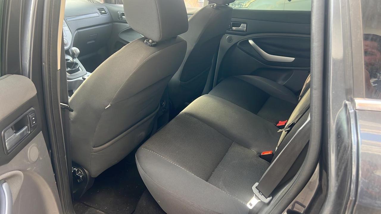 Ford Kuga Kuga+ 2.0 TDCi 136 CV 2WD DPF