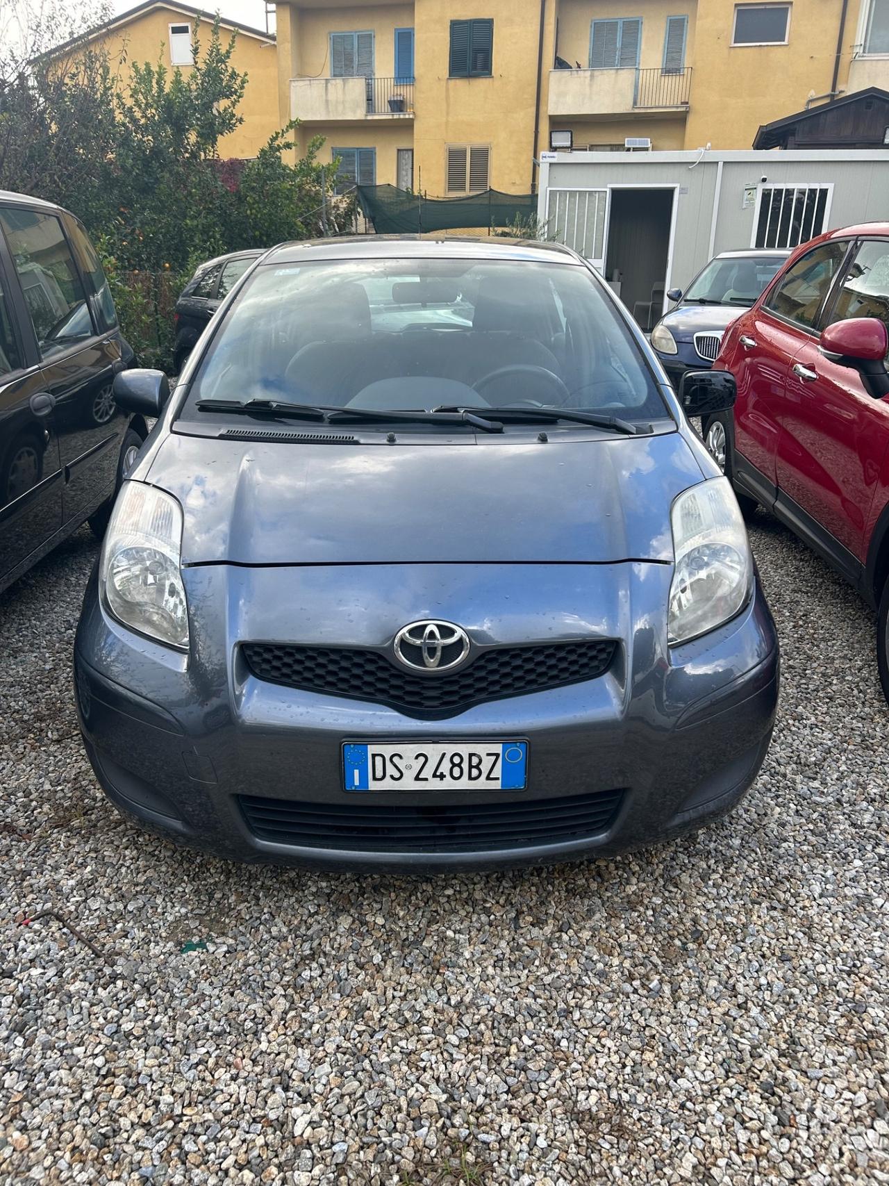 Toyota Yaris 1.3 5 porte Gpl Valido