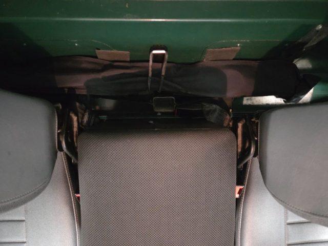 LAND ROVER Defender 90 2.5 Td5 7 POSTI ARIA CONDIZIONATA