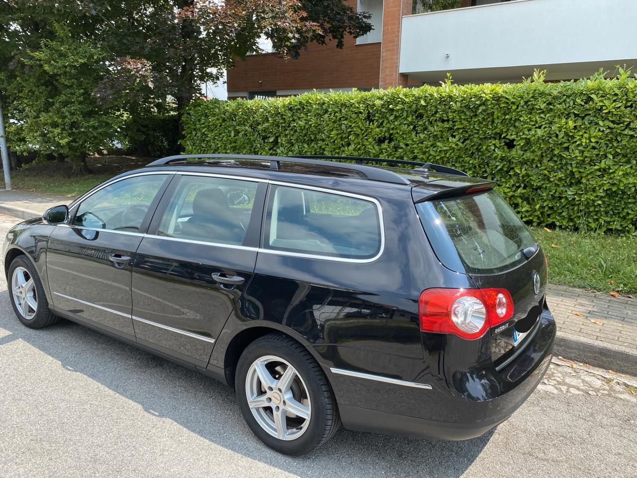 Volkswagen Passat 2.0 TDI DPF Var. Comfortline