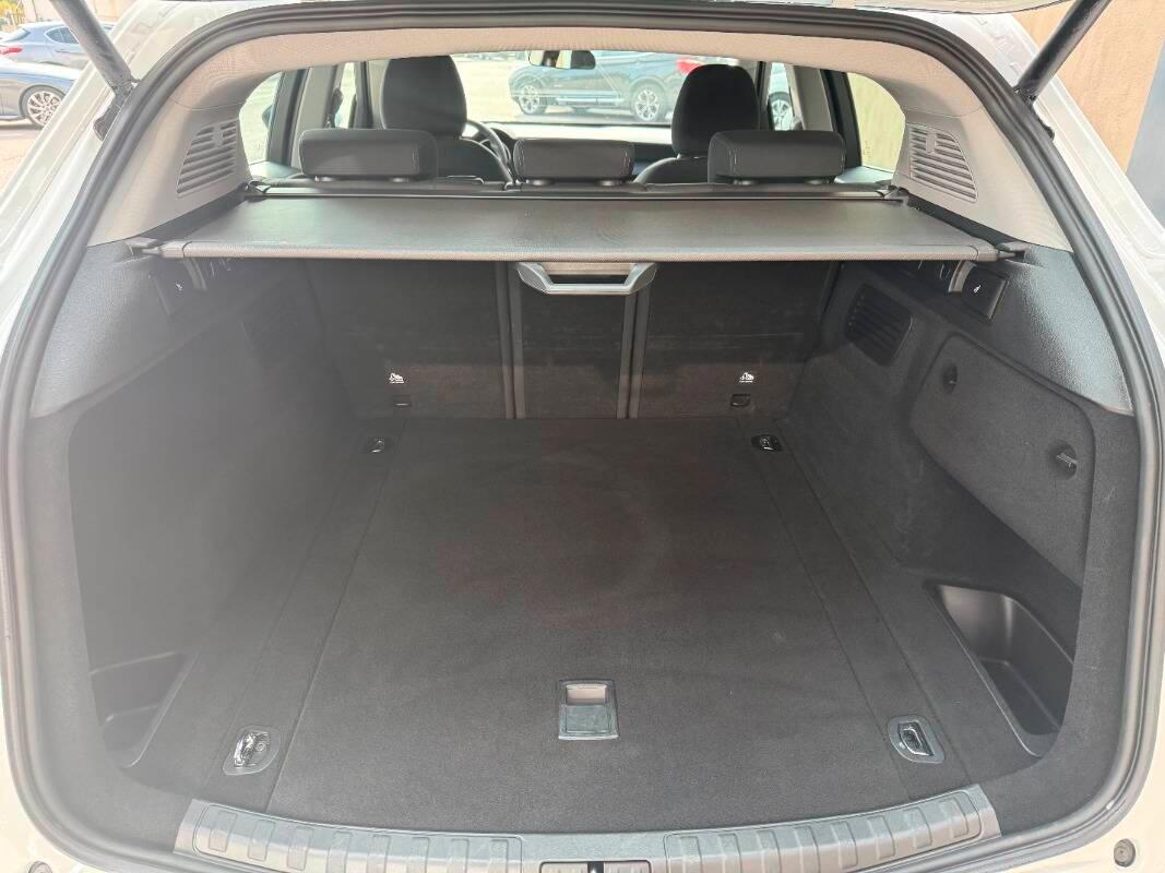 Alfa Romeo Stelvio 2.2 t Business rwd 160cv auto my19