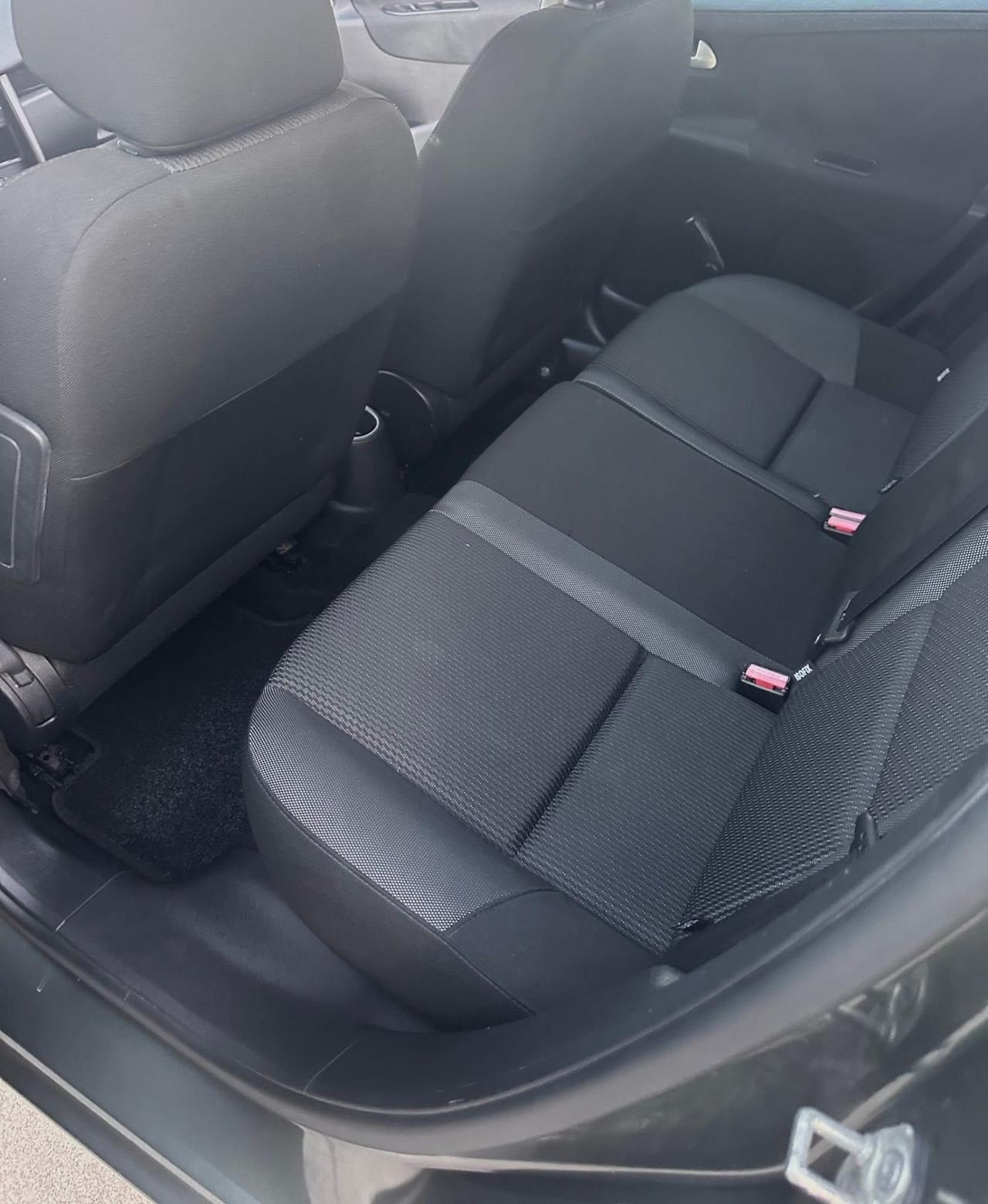 Peugeot 207 1.4 HDi 70CV 5p. Active 2011