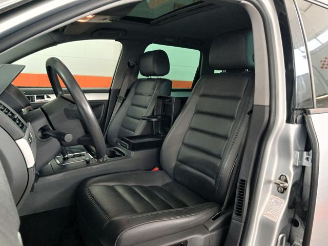 VOLKSWAGEN Touareg 2.5 R5 TDI