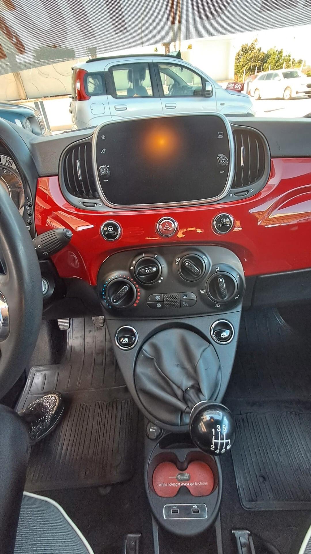 Fiat 500 1.0 Hybrid Dolcevita