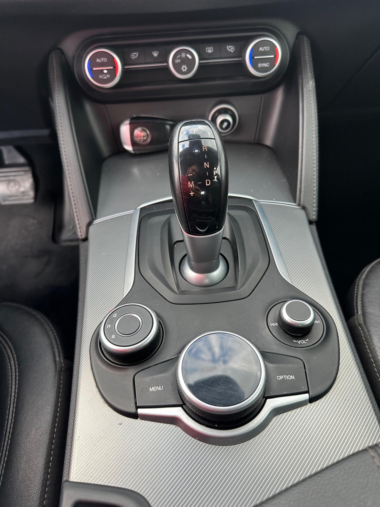 Alfa Romeo Stelvio 2.2 Turbodiesel 210 CV AT8 Q4 Executive
