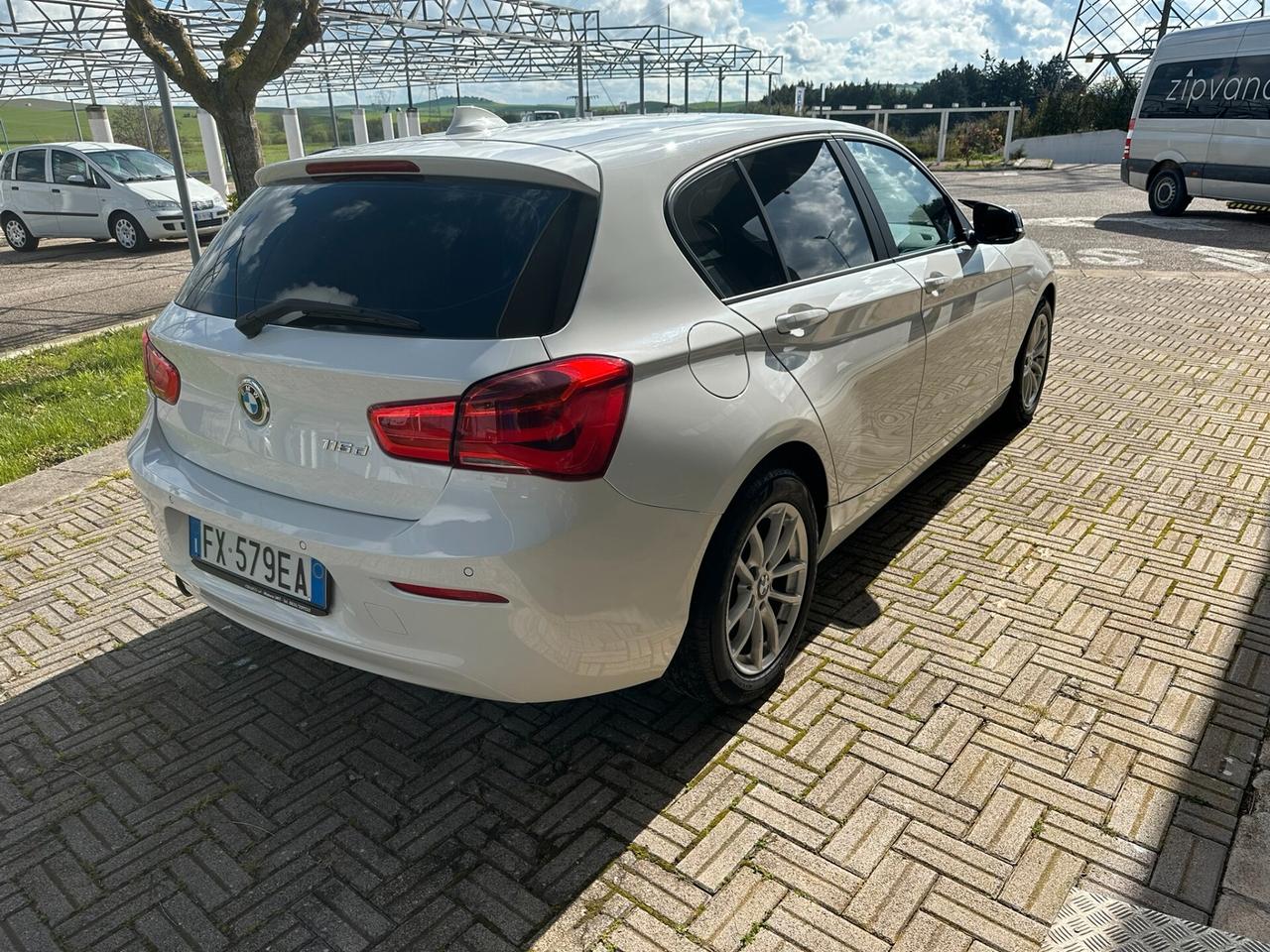Bmw 116 116d 5p. Business
