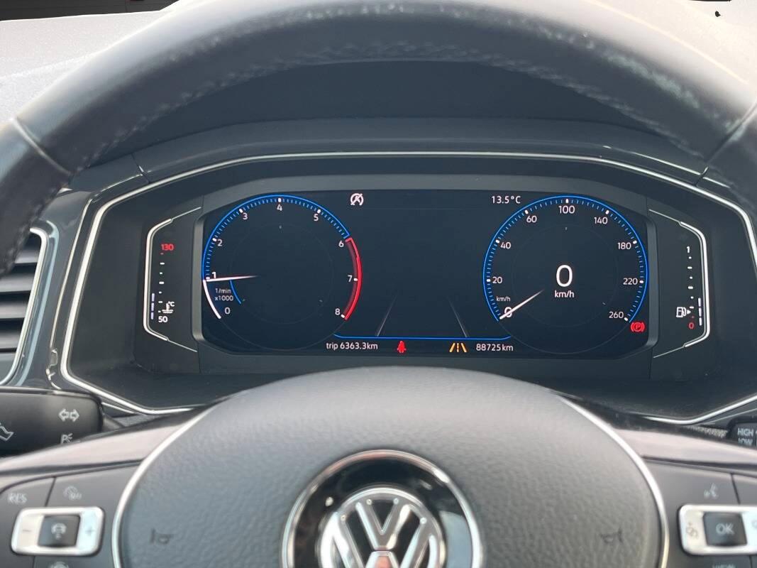 Volkswagen T-Roc 1.0 tsi Advanced