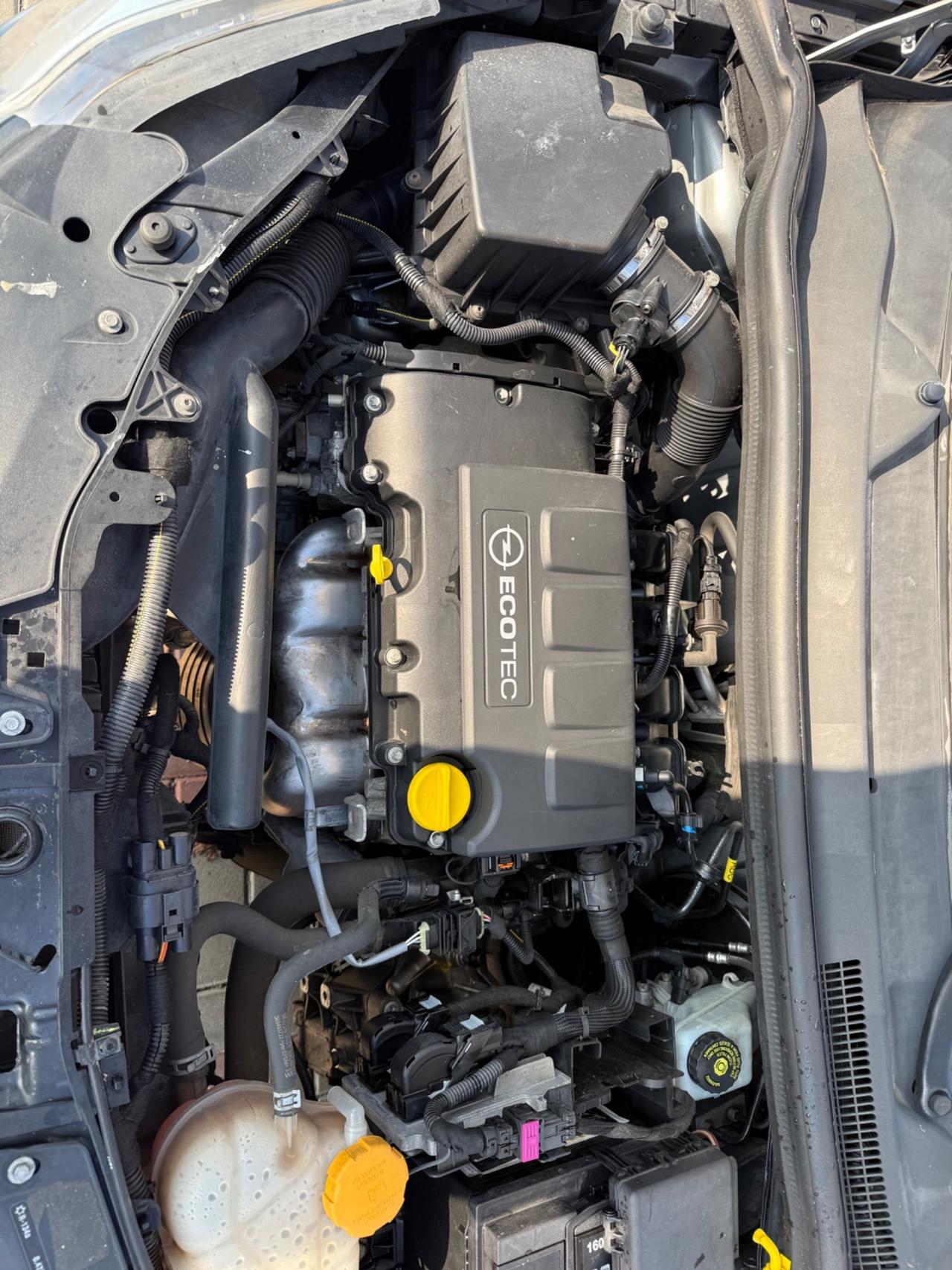 Opel Corsa 1.2 3 porte Edition OK NEOPATENTATI