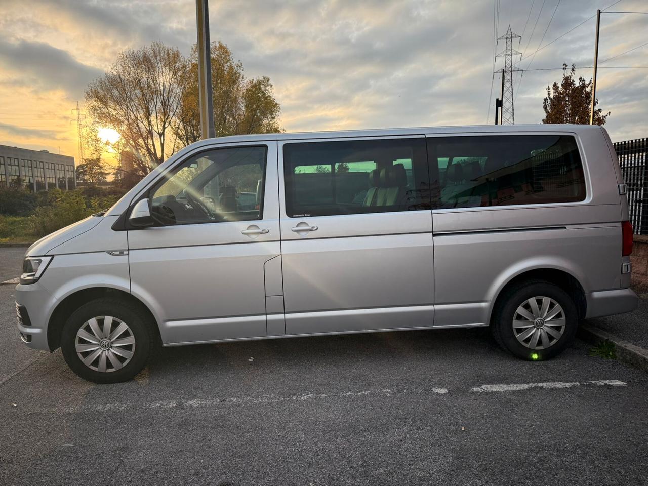 Volkswagen Caravelle 2.0 TDI 150CV DSG 4 Motion PC Comfortline