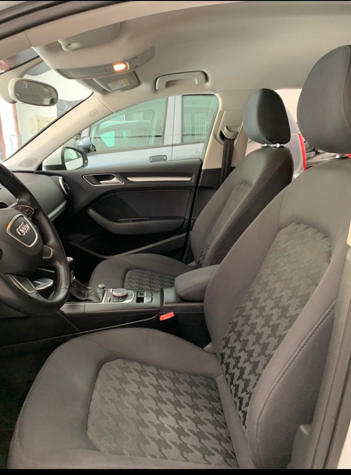 Audi A3 SPB 1.6 TDI clean diesel Ambition