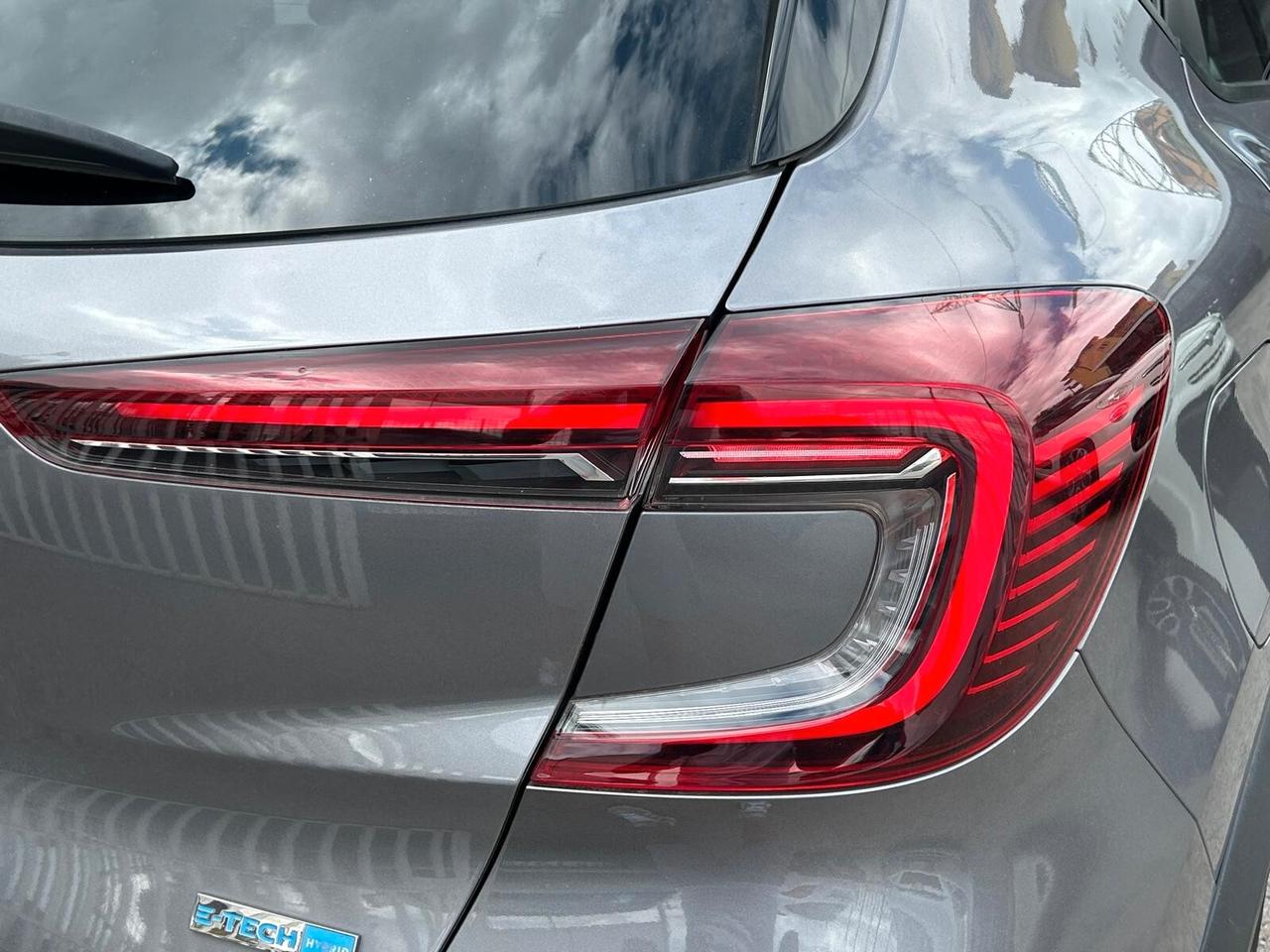 Renault Captur Full Hybrid E-Tech 145 CV Zen
