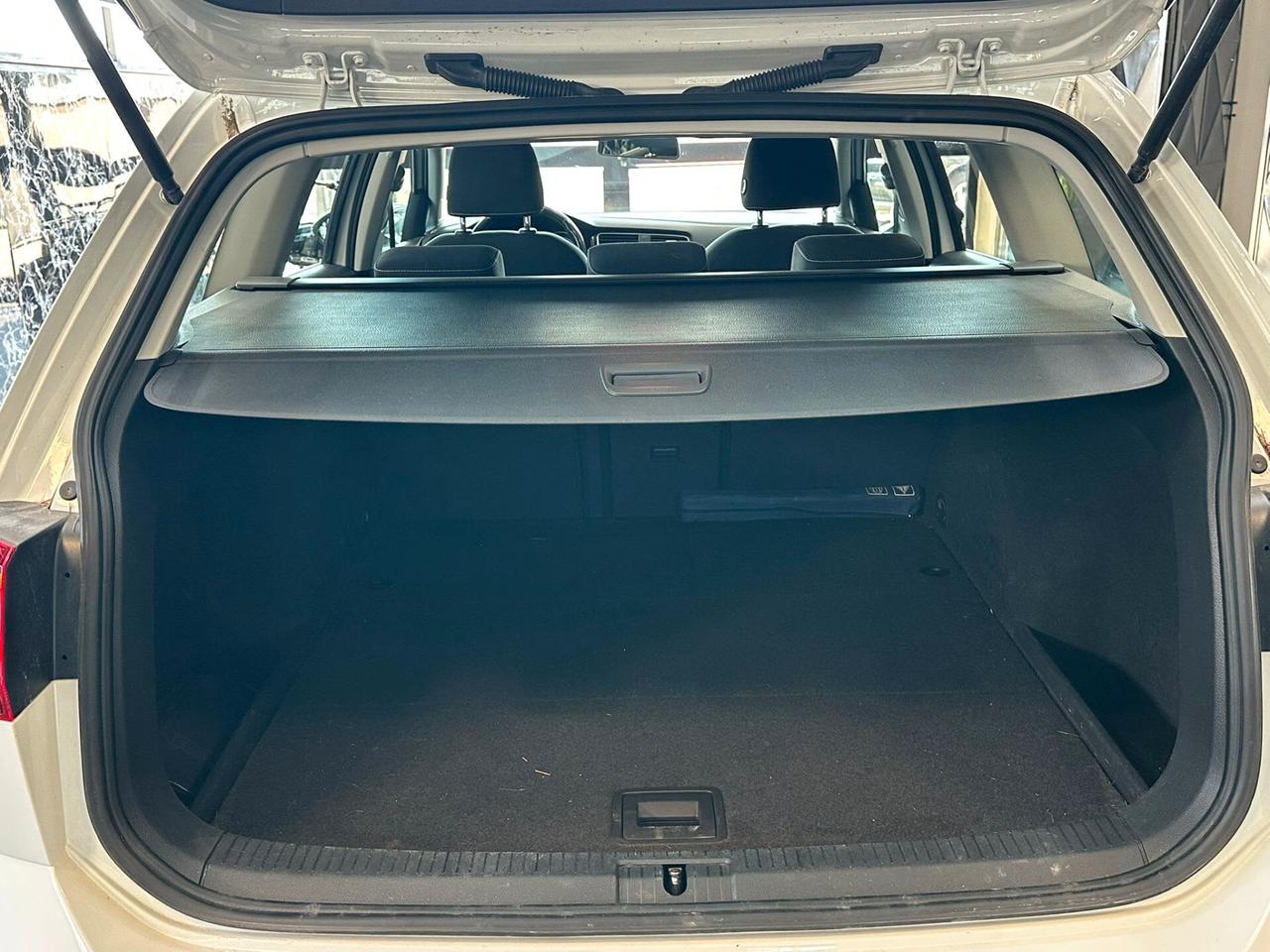 Volkswagen Golf Variant 2.0 TDI Highline BlueMotion Technology