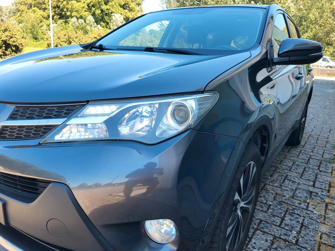 Toyota RAV 4 RAV4 2.0 D-4D 2WD Style
